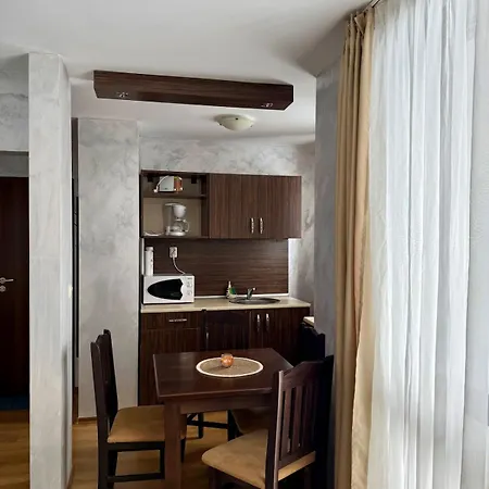 Royal Park Home2host 아파트 반스코
